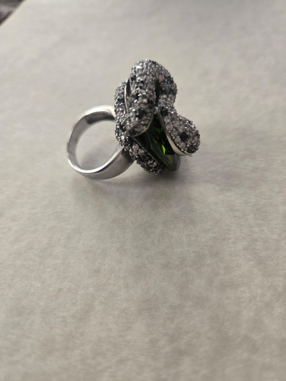 Nadri Olive Green Crystal Snake Ring with Pavé Accents. Sz 8.5